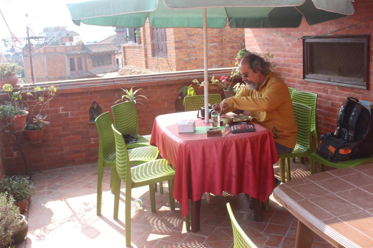 Moonlight Guest House Bhatgoan Buitenkant foto