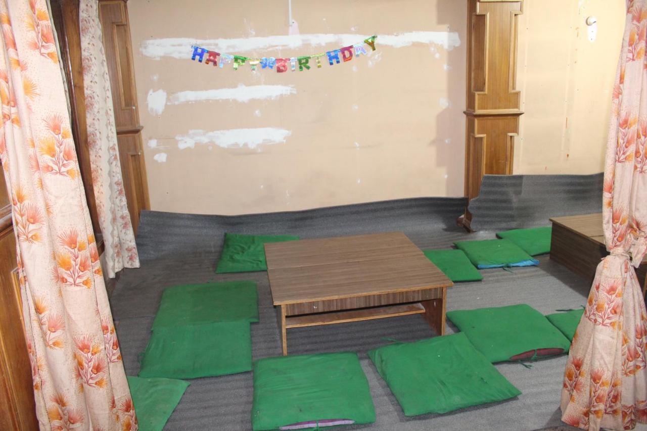 Moonlight Guest House Bhatgoan Buitenkant foto