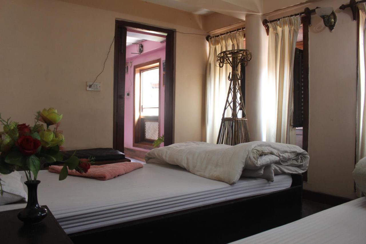 Moonlight Guest House Bhatgoan Buitenkant foto
